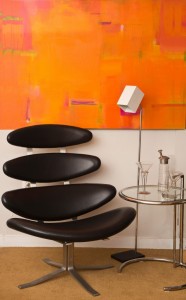 Corner-office-637x1024