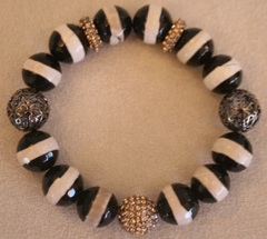 Black and White Beaded Bracelet